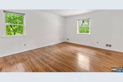 87 Poplar Street 4 #4, Ramsey, NJ 07644 - Photo 14