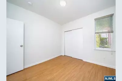 613 Ridge Road 2R #2R, Lyndhurst Township, NJ 07071 - Photo 10