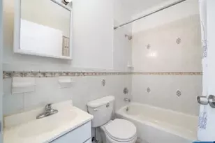 613 Ridge Road 2R, Lyndhurst Township, NJ 07071 - Photo 6