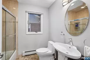 74 Lakeshore Dr, Oakland, NJ 07436 - Photo 20