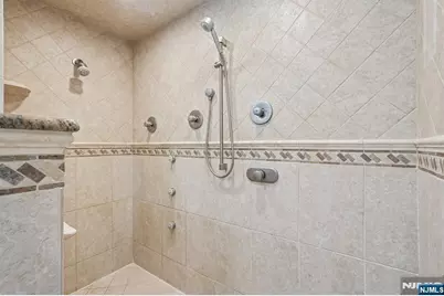 74 Lakeshore Drive, Oakland, NJ 07436 - Photo 36