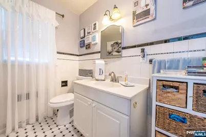73 Buschmann Avenue, Haledon, NJ 07508 - Photo 12