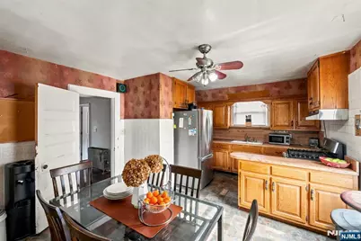 44 Vanderbeck Place, Hackensack, NJ 07601 - Photo 4