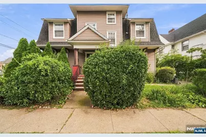 44 Vanderbeck Place, Hackensack, NJ 07601 - Photo 2