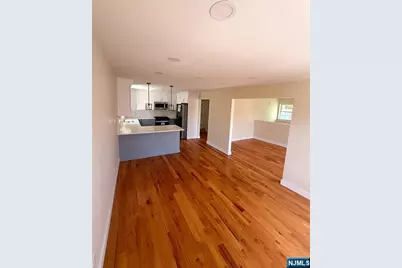 271-273 Schley Street 2 #2, Newark, NJ 07112 - Photo 2