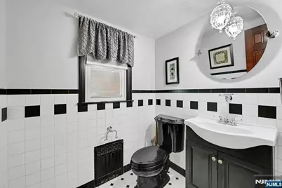 1000 Alpine Drive, Teaneck Township, NJ 07666 - Photo 10