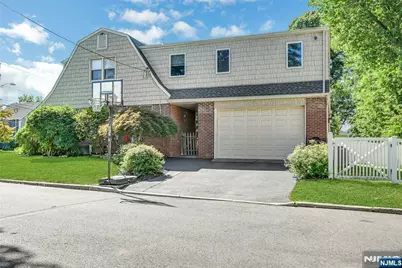 1000 Alpine Drive, Teaneck Township, NJ 07666 - Photo 40