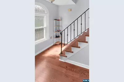 664 Irvington Avenue 6 #6, Maplewood, NJ 07040 - Photo 10