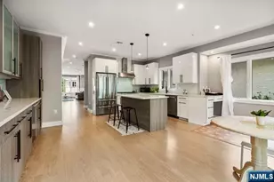 2046 Hoefleys Ln A, Fort Lee, NJ 07024 - Photo 10