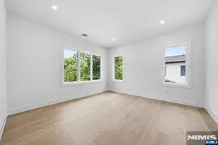 224 Riveredge Rd, Tenafly, NJ 07670 - Photo 22