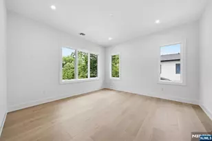 224 Riveredge Rd, Tenafly, NJ 07670 - Photo 22