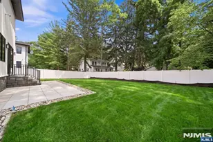 224 Riveredge Rd, Tenafly, NJ 07670 - Photo 40