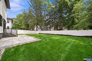 224 Riveredge Rd, Tenafly, NJ 07670 - Photo 40