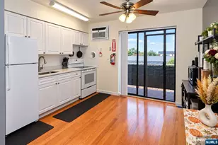 201 12th Street 24, Palisades Park, NJ 07650 - Photo 4