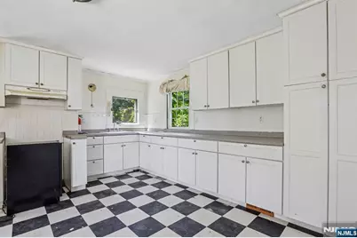 162 Chestnut Street, Boonton Town, NJ 07005 - Photo 6