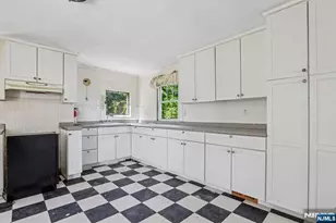 162 Chestnut St, Boonton Town, NJ 07005 - Photo 6
