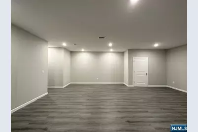 501 Midland Avenue C #C, Saddle Brook Township, NJ 07663 - Photo 12