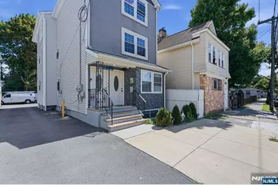 428 Valley Street, Orange, NJ 07050 - Photo 2
