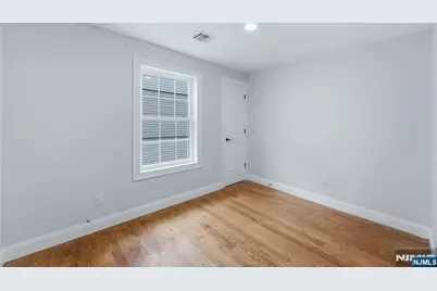 428 Valley Street, Orange, NJ 07050 - Photo 18