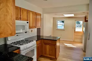 440 Palmer Ave, Teaneck Township, NJ 07666 - Photo 12