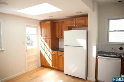 440 Palmer Avenue, Teaneck Township, NJ 07666 - Photo 14
