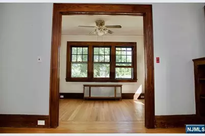 440 Palmer Avenue, Teaneck Township, NJ 07666 - Photo 2