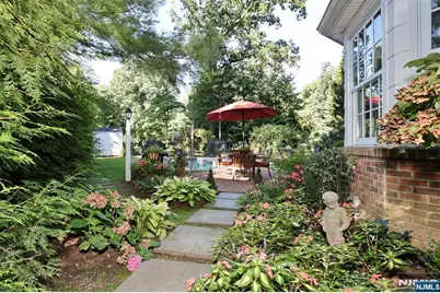 224 Van Houten Avenue, Wyckoff Township, NJ 07481 - Photo 32