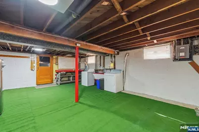 454 Lasalle Avenue, Hasbrouck Heights, NJ 07604 - Photo 22