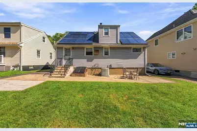 454 Lasalle Avenue, Hasbrouck Heights, NJ 07604 - Photo 24