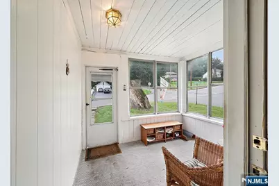 62 Vreeland Avenue, Bloomingdale, NJ 07403 - Photo 4