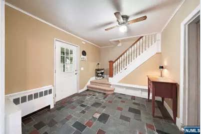 62 Vreeland Avenue, Bloomingdale, NJ 07403 - Photo 6