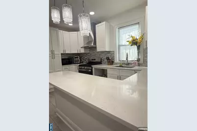 77 Stone Street, Newark, NJ 07104 - Photo 6