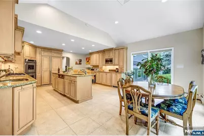 9 Pinehill Drive, Upper Saddle River, NJ 07458 - Photo 8