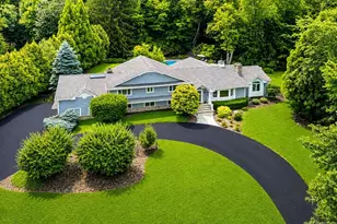 9 Pinehill Dr, Upper Saddle River, NJ 07458 - Photo 1