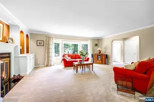 9 Pinehill Dr, Upper Saddle River, NJ 07458 - Photo 14