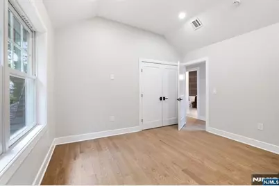 613 Hillcrest Road, Ridgewood, NJ 07450 - Photo 18
