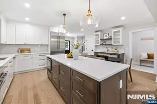 613 Hillcrest Rd, Ridgewood, NJ 07450 - Photo 6