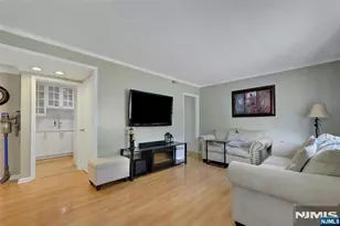 30 John Pl, Bergenfield, NJ 07621 - Photo 4