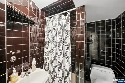 219 Morningside Road, Paramus, NJ 07652 - Photo 24