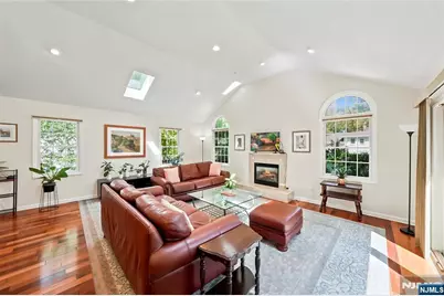 219 Morningside Road, Paramus, NJ 07652 - Photo 2