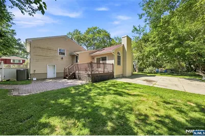 219 Morningside Road, Paramus, NJ 07652 - Photo 32