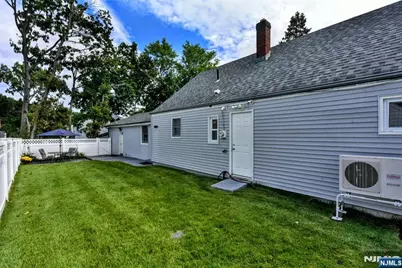58 Pine, Midland Park, NJ 07432 - Photo 22