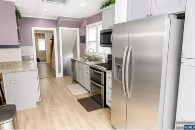 126 Post Avenue, Lyndhurst Township, NJ 07071 - Photo 8