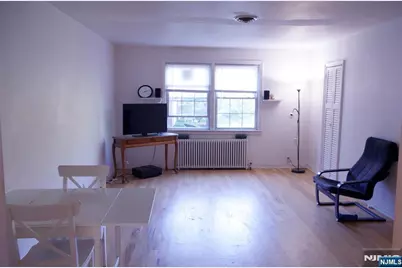 129 River Drive B #B, Elmwood Park, NJ 07407 - Photo 2