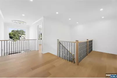 130 Danna Way, Saddle Brook Township, NJ 07663 - Photo 20