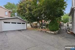 290 Columbia Ave, Fort Lee, NJ 07024 - Photo 4