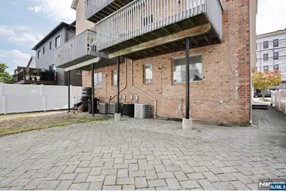 27 Lawton Avenue C0027 #C0027, Cliffside Park, NJ 07010 - Photo 34