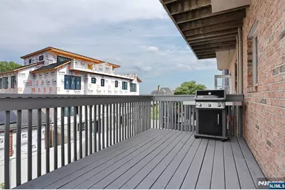 27 Lawton Avenue C0027 #C0027, Cliffside Park, NJ 07010 - Photo 14