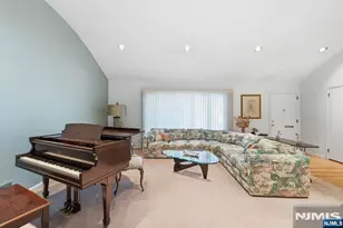 298 Webster Dr, New Milford, NJ 07646 - Photo 4