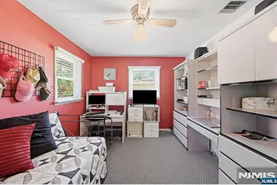 298 Webster Drive, New Milford, NJ 07646 - Photo 14